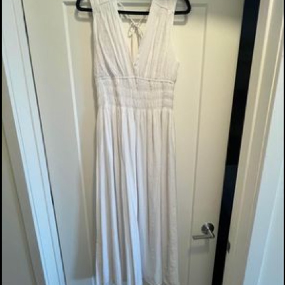 White Sleeveless Maxi Dress